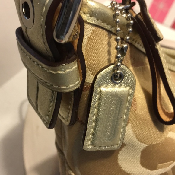 NWOT Mini Coach Hobo/ Shoulder Bag - Picture 7 of 8